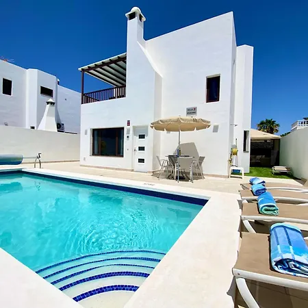 Vivienne By Jk Lanzarote *