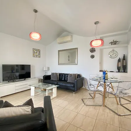 Vivienne By Jk Lanzarote Villa