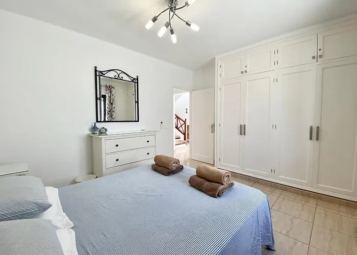 Vivienne By Jk Lanzarote Willa *