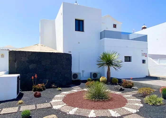 Vivienne By Jk Lanzarote